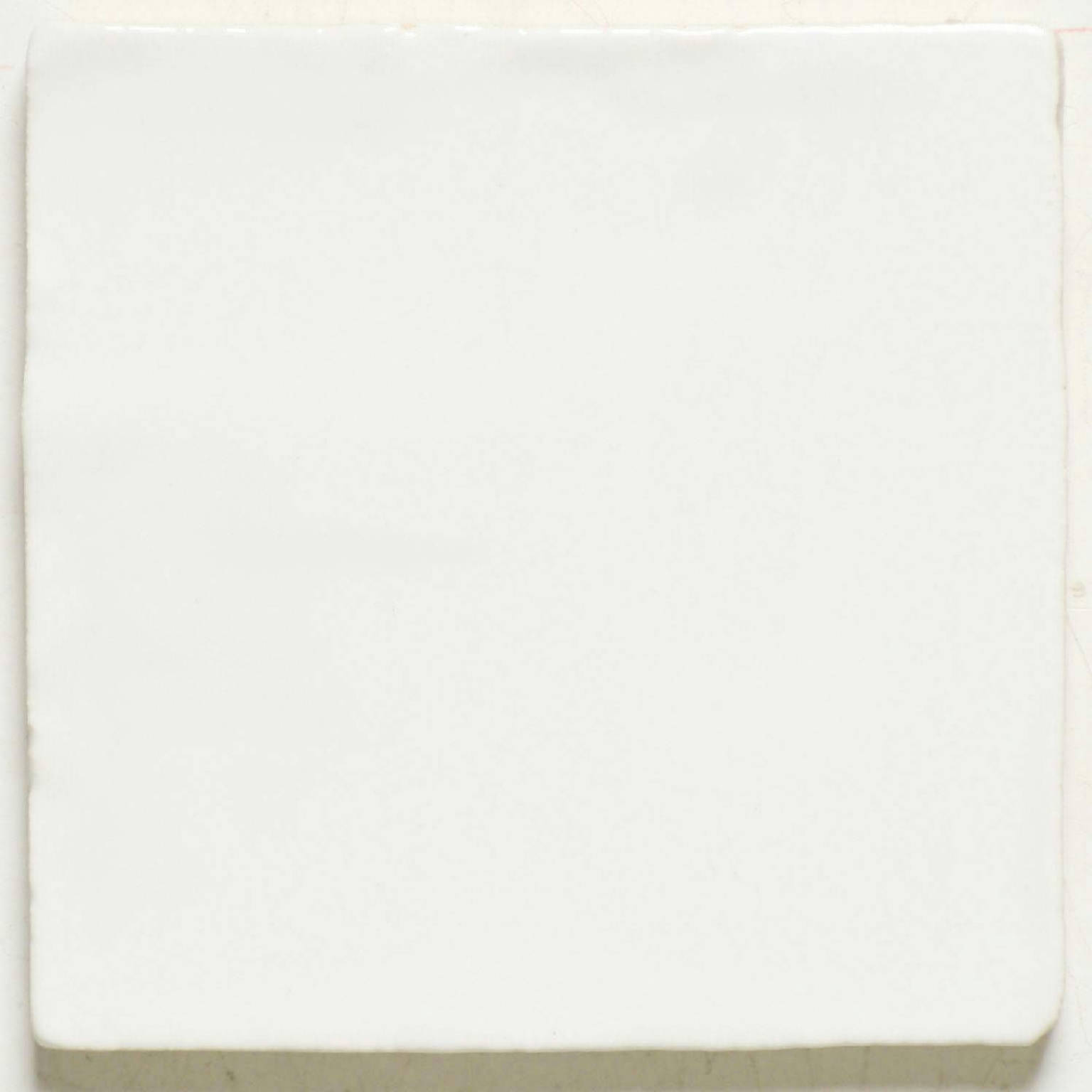 White 4X4 | Arley Wholesale